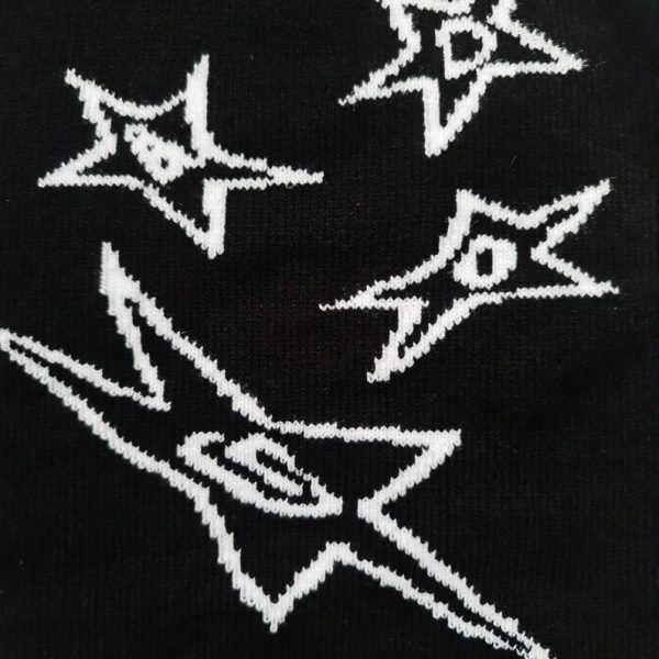 Star Graphic Beanie Hat - Image 3